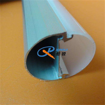 1200mm LED linearer heller Abdeckung Innen-PC Plastikprofil, das Maschine herstellt