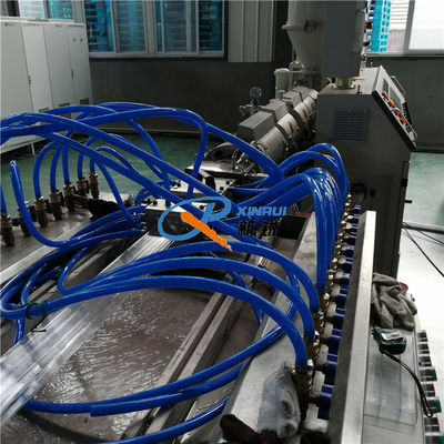 LED-Streifen-linearer heller Abdeckung PC Plastikprofil, das Maschine herstellt