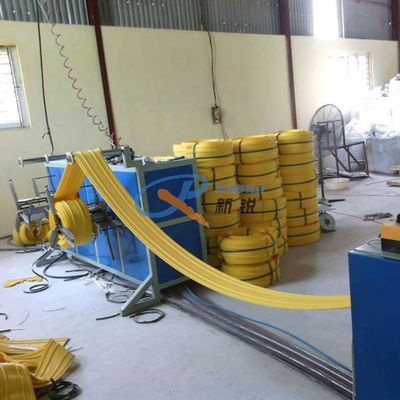 Konkretes 150mm gewelltes PVC Waterstops, das Maschine herstellt