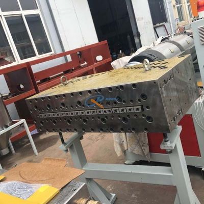 SJSZ80 WPC Tür-Platten-Fertigungsstraße PVCs hohle