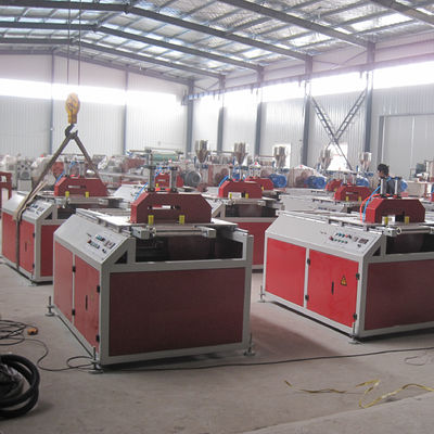 380V 50HZ PVC-Duschkabine-Bar-Streifen-Plastikprofil-Maschine